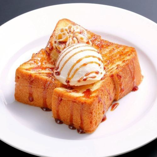 蓬鬆的法式吐司