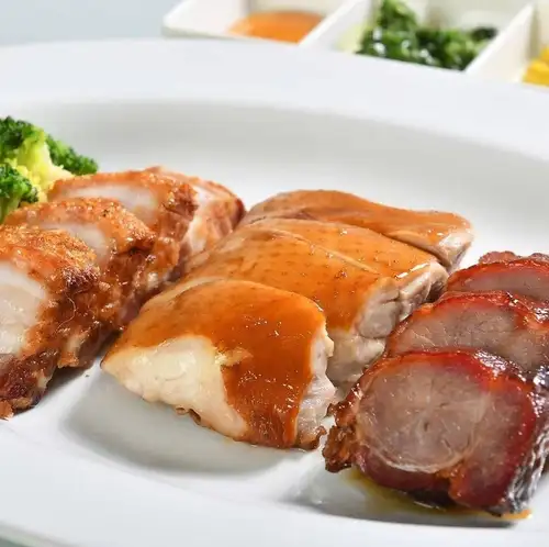 【お酒との相性も抜群】ジューシーで旨味たっぷり「ローストポーク」