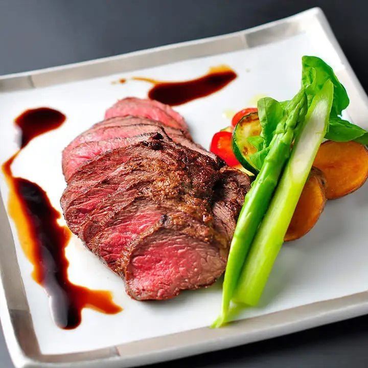 [Dandoyama Plateau Beef] Red meat grilled steak
