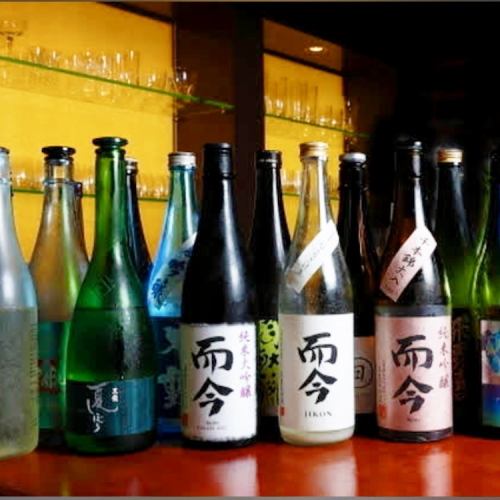 全国の地酒を中心に20種以上をご用意