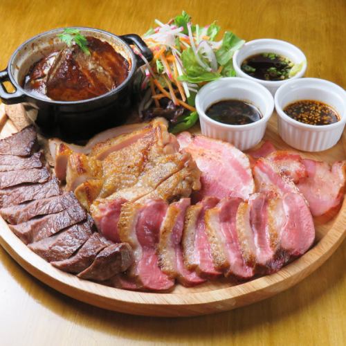 Ragu meat platter
