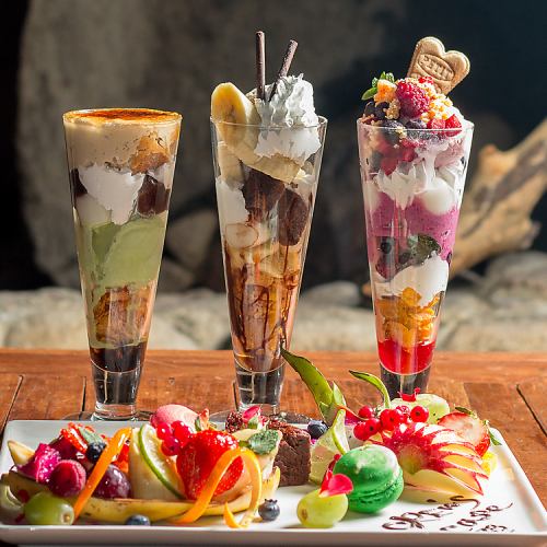 Many photogenic desserts