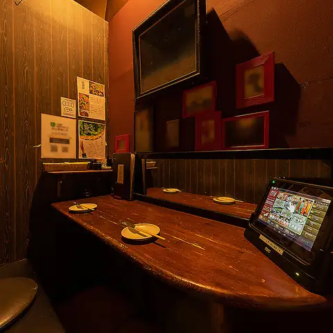 All seats are in completely private rooms! We will provide the perfect room for you!!