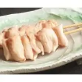 两条鸡尾巴