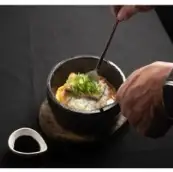 Stone-grilled eel rice