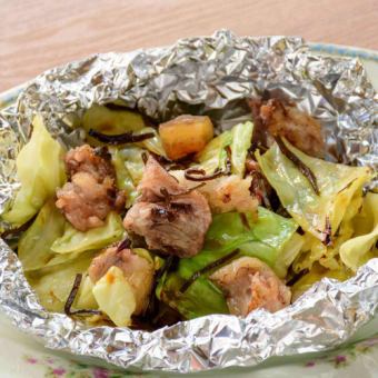 Beef tendon and salted cabbage