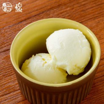 Bite-sized vanilla ice cream