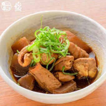 豚もつ煮込み