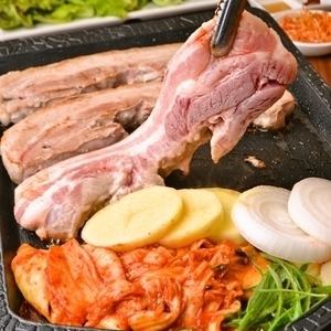 [Samgyeopsal course] 7 dishes including delicious samgyeopsal + all-you-can-drink for 120 minutes ★4,378 yen (tax included)