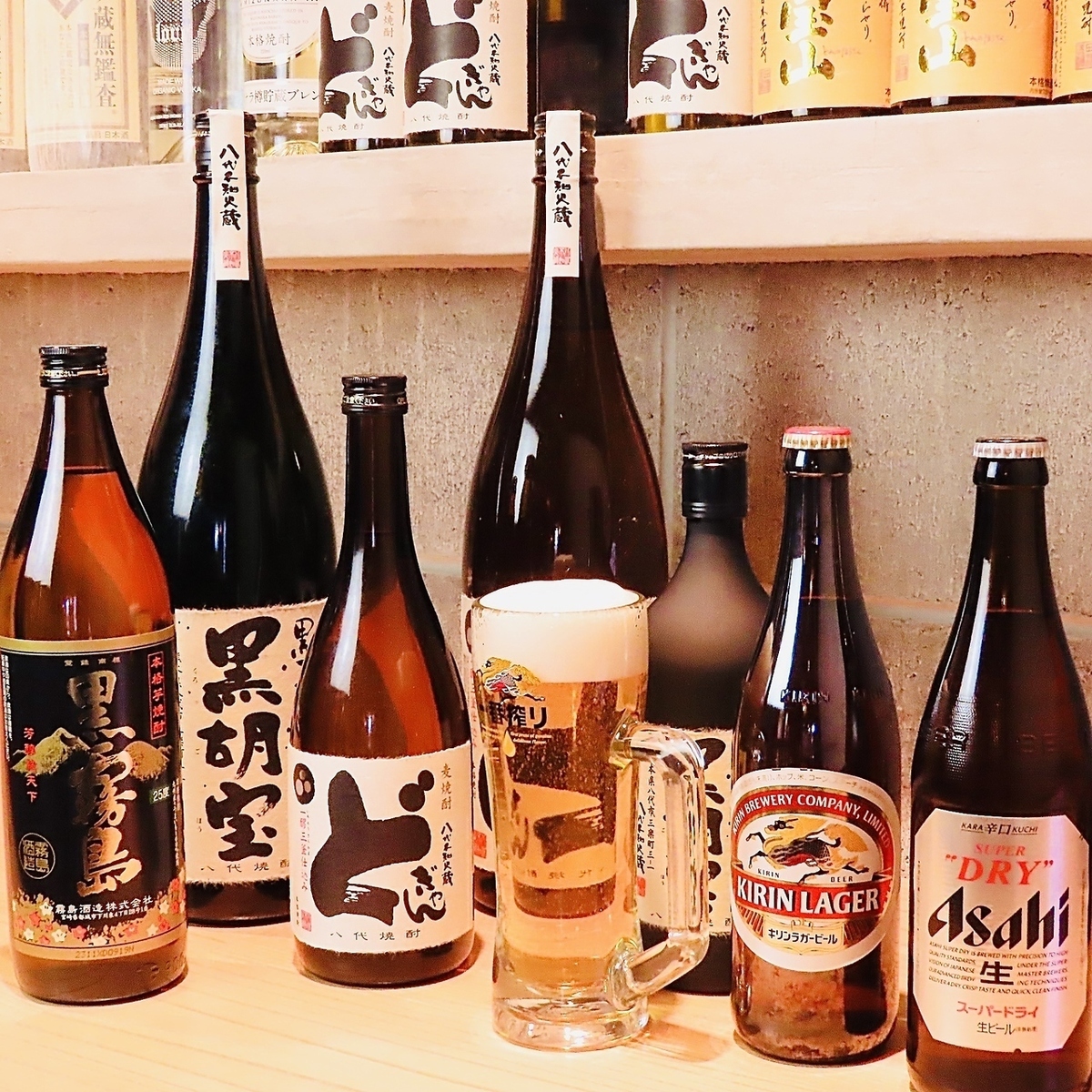 冷えたビールとおつまみで乾杯♪贅沢な昼飲みを満喫できます！