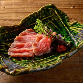 Pure raw lean beef tataki