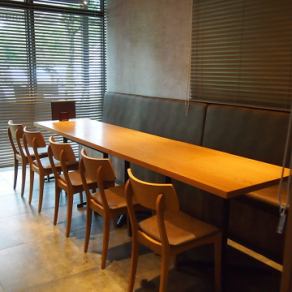 私人房间使用费:每小时 2,000 日元(不按分钟计费)。) ◆接受8人或以上团体的预订 ◆需要预订(根据日期,我们可能无法接待您。请事先确认。)