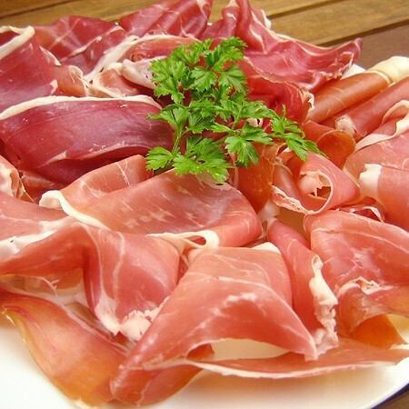 イタリア産プロシュートと生ハム盛り