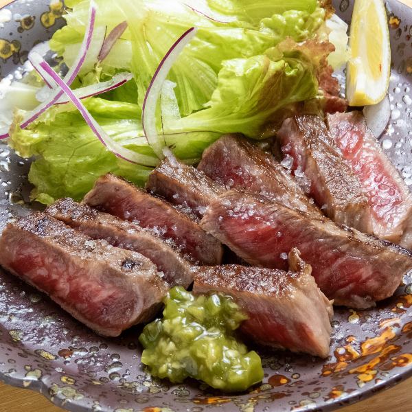 【本日のお肉料理】その日におすすめの厳選食材を使用した当店自慢の絶品お肉料理を存分にお楽しみ下さい！