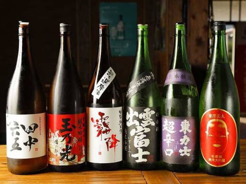 與食物相得益彰...提供來自日本各地的清酒和燒酒。