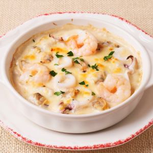 Plenty of seafood in cream doria