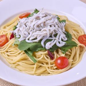 シラスのペペロンチーノ