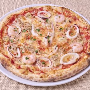 “マリナーラ”魚介のトマトソース