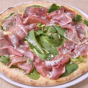 生ハムとルッコラ