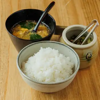 定食セット(ご飯・スープ・漬物)