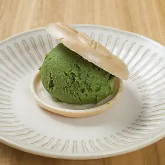 抹茶モナカ