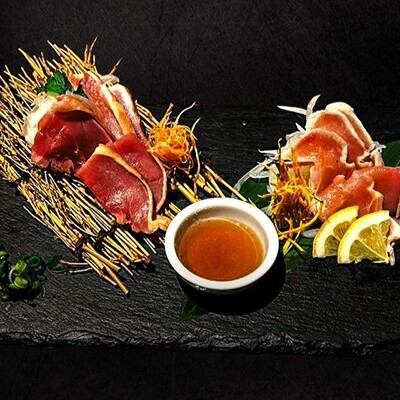 地鶏の肉刺し盛り合わせ