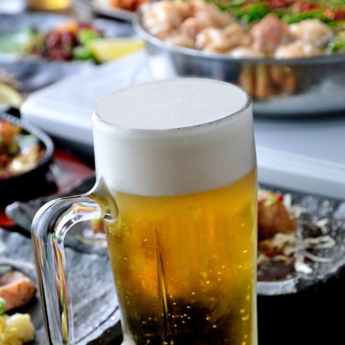 함께 차가운 맥주의 궁합 발군! 각종 연회가 가득!