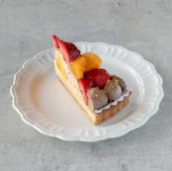 あまおうとデコポンのタルト