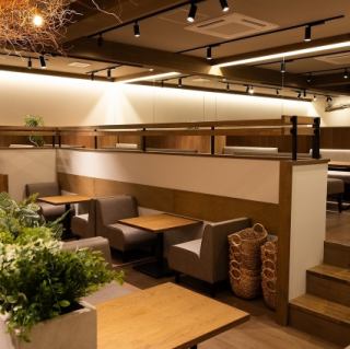 店内は全席ソファー席のため、ゆっくりとお過ごしいただけます♪