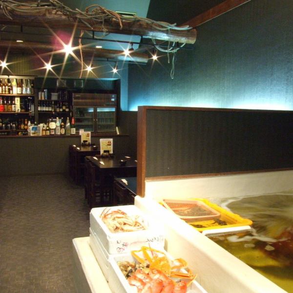 The entrance on the 1st floor is big impressions and fresh fish are lined with the slurry and it is a powerful full score !! You can enjoy it in the spacious space.
