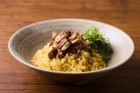 ホロ肉炒飯