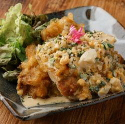 タルタルがメインのチキン南蛮