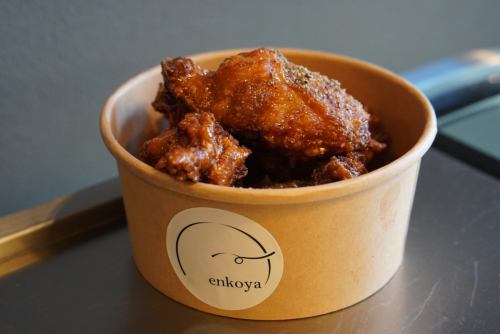 Fried chicken with sweet sauce