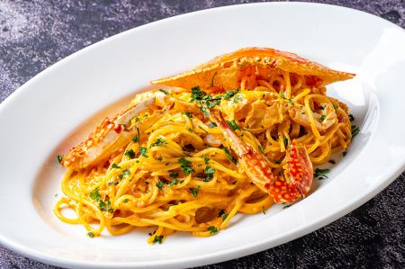 渡り蟹と北海道産マスカルポーネのトマトクリーム