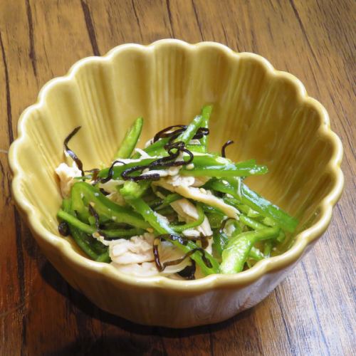 シャキシャキピーマンとささみの塩昆布