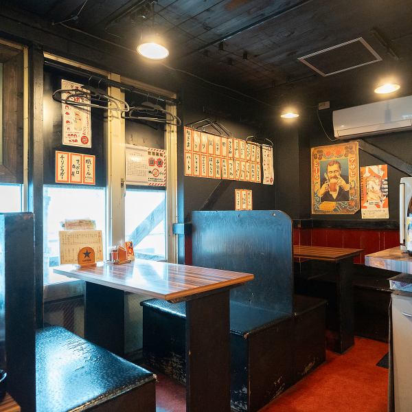 店内は和モダンのデザインを基調とした居心地の良い空間。落ち着きの中にも活気があり、どなたでも過ごしやすい雰囲気が魅力です。アクセスも便利な立地で、仕事帰りや休日の団らんに立ち寄りやすい環境を整えています。お客様それぞれが快適に過ごせる空間作りを心がけ、特別なひとときを演出します!