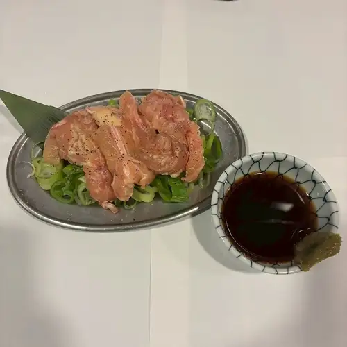Chicken neck meat grilled with yuzu pepper [Popular item]