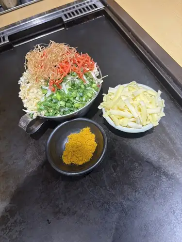 Half Curry Cheese Monja