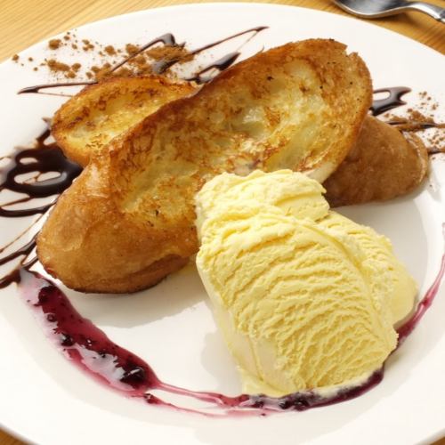 French toast ~with vanilla ice cream~