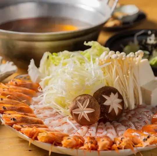 【ぷりぷり!】新鮮な海老の旨味を堪能!極上のえびしゃぶ全7品120分飲み放題付き5000円(税込)