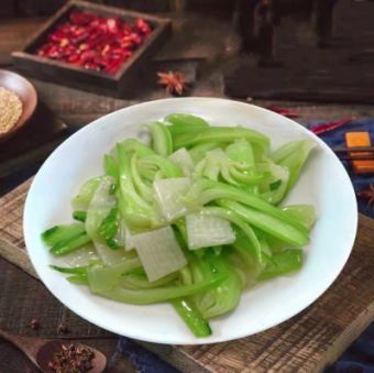 Stir-fried Chinese yam and green bok choy