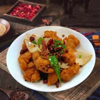 Sichuan-style stir-fried chicken and chilli