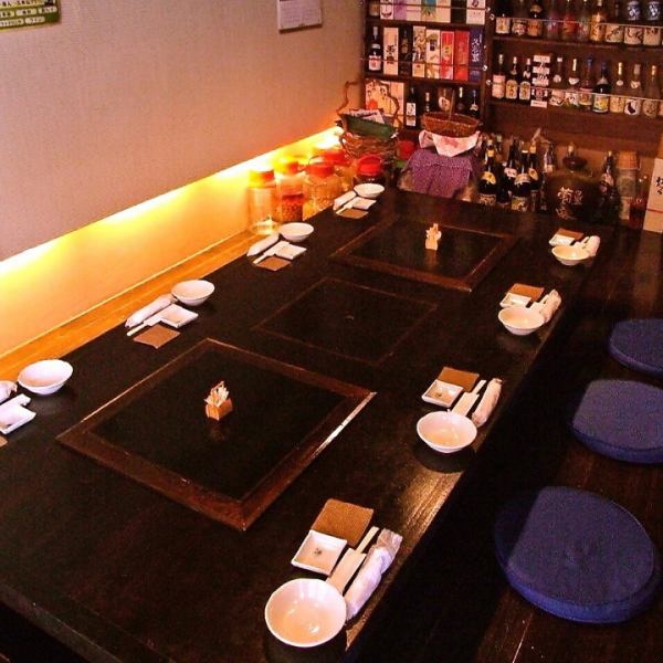 The interior of Onseki is a stylish izakaya with a modern Japanese taste based on black.We support from small banquets to large banquets ◎ We also have many courses with all-you-can-drink! There are also courses that require reservations up to the day before, so please make a reservation as soon as possible ♪