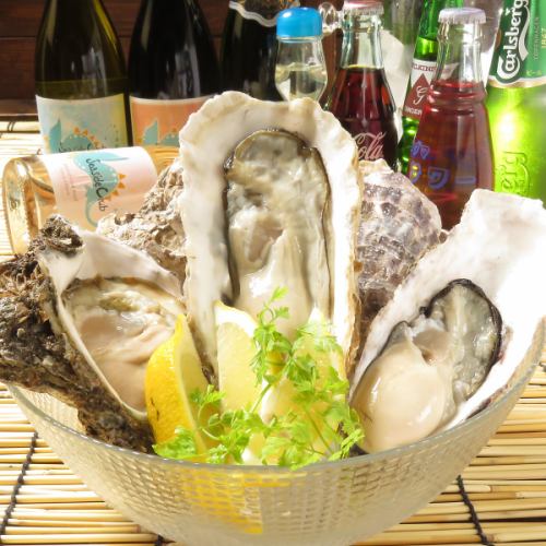 Raw oysters and steamed oysters are also available ◎ Great compatibility with wine and other alcoholic beverages ♪