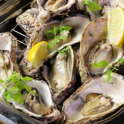 Not just raw oysters! We also have steamed oysters recommended by fishermen!