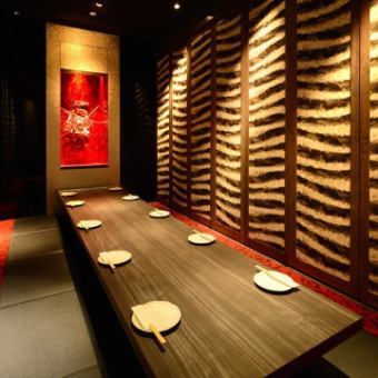 《Digging Tatatsu Private Room for 8-12 people》 A stylish interior produced by a space designer who has worked on a number of famous stores ☆ 2-6, 7-12, 13-24, 25-50 people Various private rooms Yes.Up to 250 banquets are possible ☆
