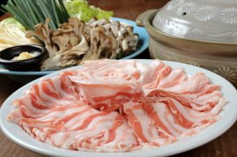 【迎送會豬肉涮鍋套餐】使用當季食材，分量十足★菜餚僅需3500日元（含稅）