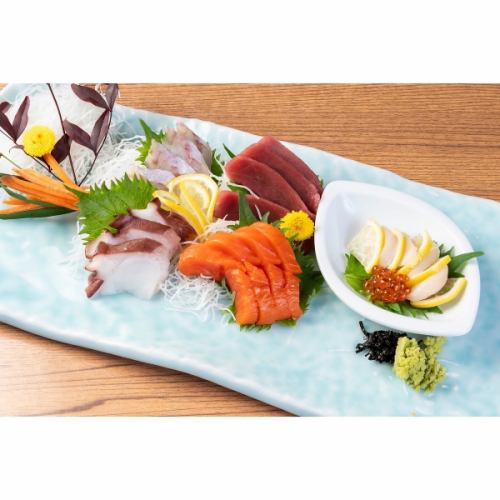 Five kinds of sashimi platter