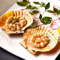 Grilled scallops with butter