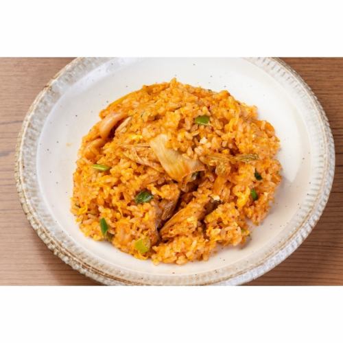 Ham and egg fried rice, Pork and kimchi fried rice